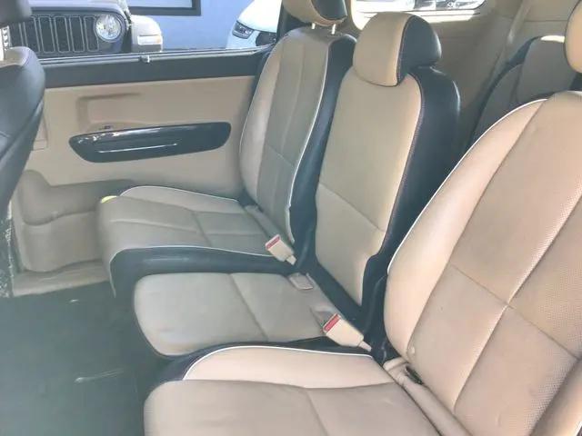 2015 Kia Sedona SX