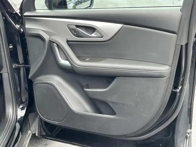 2025 Chevrolet Blazer AWD 2LT