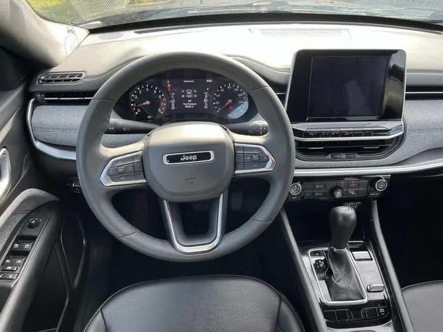 2025 Jeep Compass Latitude 4x4