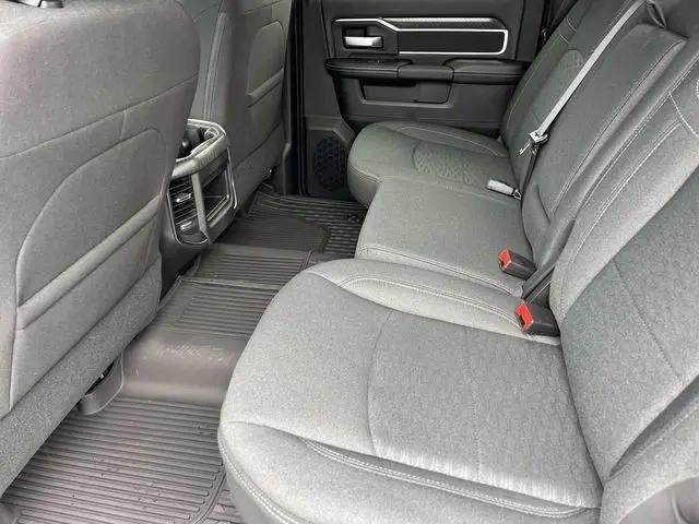 2026 Ram 3500 Big Horn Crew Cab 4x4 8' Box
