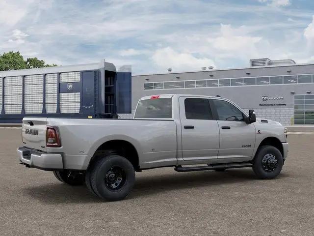 2026 Ram 3500 Big Horn Crew Cab 4x4 8' Box