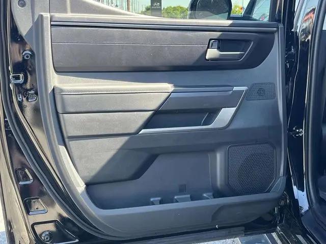 2024 Toyota Tundra SR5