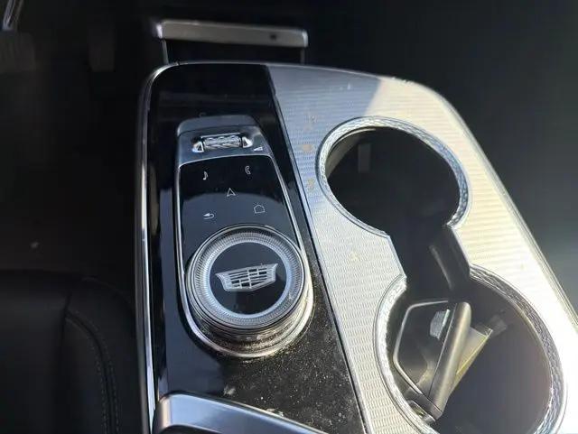2024 Cadillac iQ Tech w/1SA