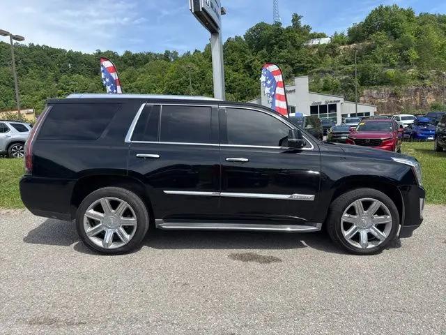 2015 Cadillac Escalade Luxury