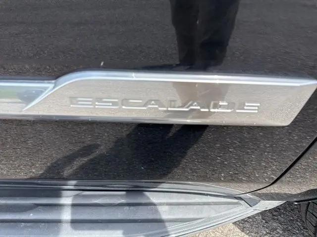 2015 Cadillac Escalade Luxury