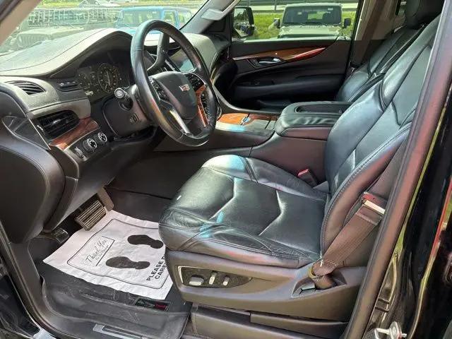 2015 Cadillac Escalade Luxury