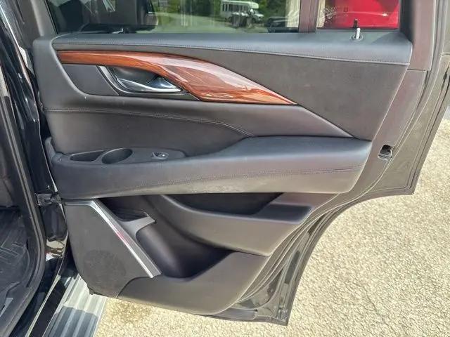2015 Cadillac Escalade Luxury