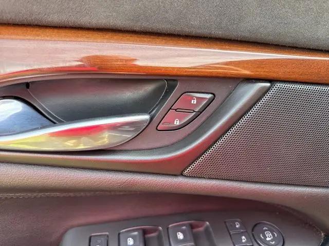 2015 Cadillac Escalade Luxury