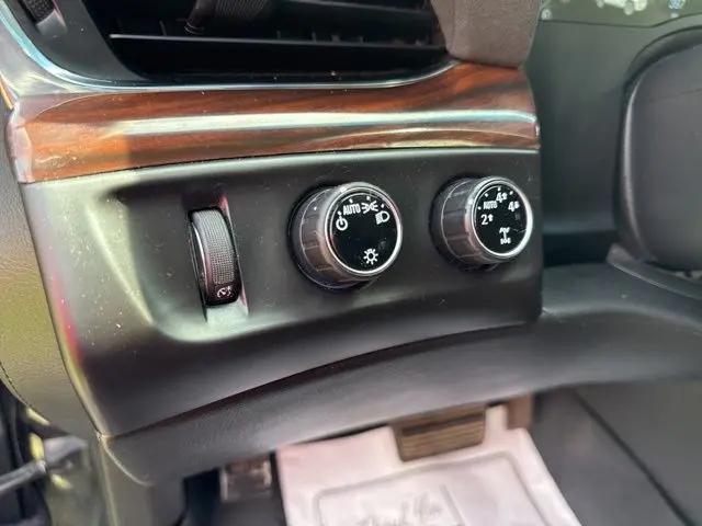 2015 Cadillac Escalade Luxury