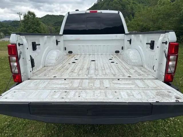 2022 Ford F-350 LARIAT