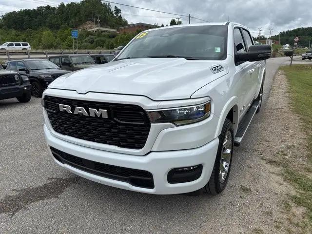2025 Ram 1500 Big Horn Crew Cab 4x4 5'7" Box