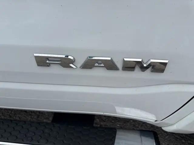 2025 Ram 1500 Big Horn Crew Cab 4x4 5'7" Box