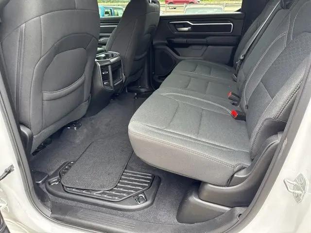 2025 Ram 1500 Big Horn Crew Cab 4x4 5'7" Box