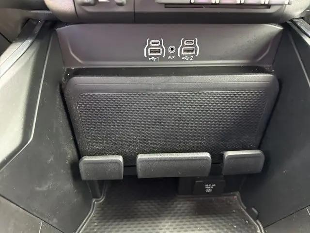 2025 Ram 1500 Big Horn Crew Cab 4x4 5'7" Box