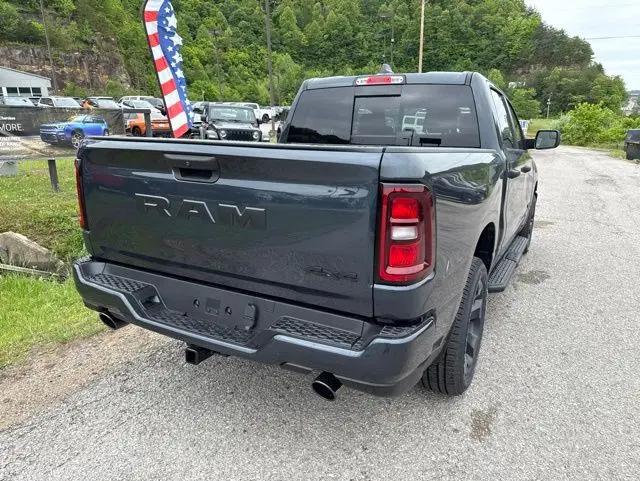 2026 Ram 1500 Express Crew Cab 4x4 5'7" Box