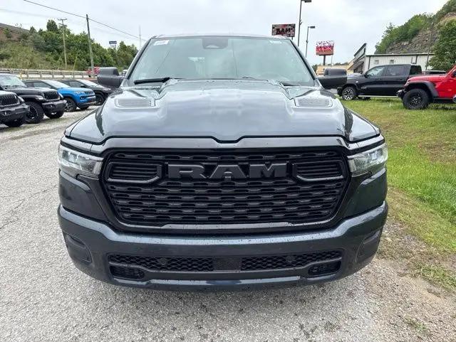 2026 Ram 1500 Express Crew Cab 4x4 5'7" Box