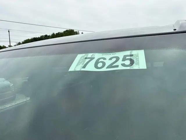 2026 Ram 1500 Express Crew Cab 4x4 5'7" Box