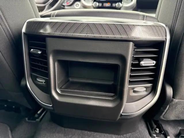 2026 Ram 1500 Express Crew Cab 4x4 5'7" Box
