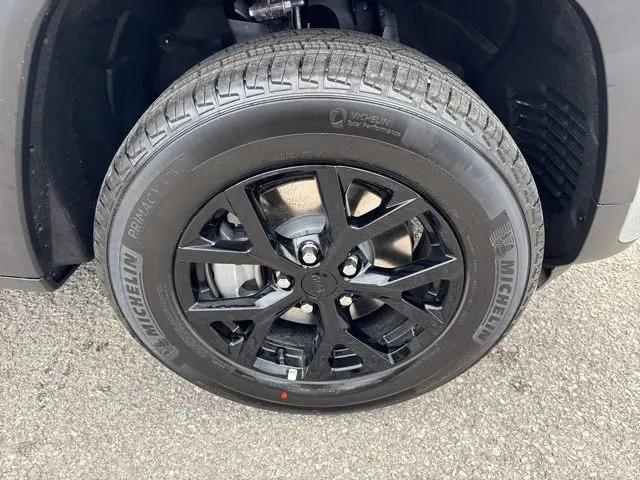 2026 Jeep Grand Cherokee L Altitude 4x4