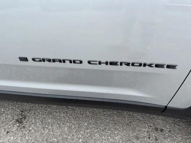 2026 Jeep Grand Cherokee L Altitude 4x4