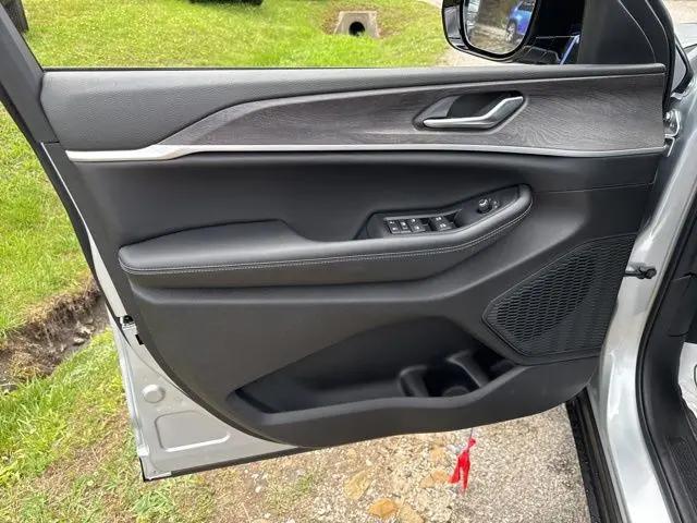 2026 Jeep Grand Cherokee L Altitude 4x4