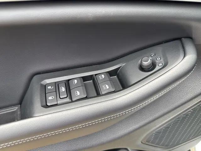 2026 Jeep Grand Cherokee L Altitude 4x4