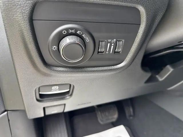 2026 Jeep Grand Cherokee L Altitude 4x4