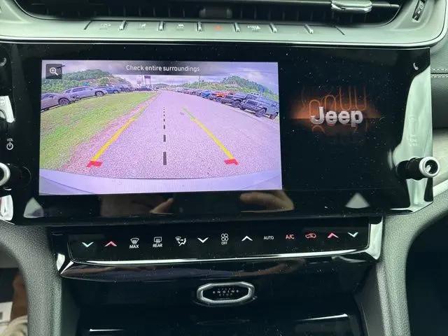 2026 Jeep Grand Cherokee L Altitude 4x4