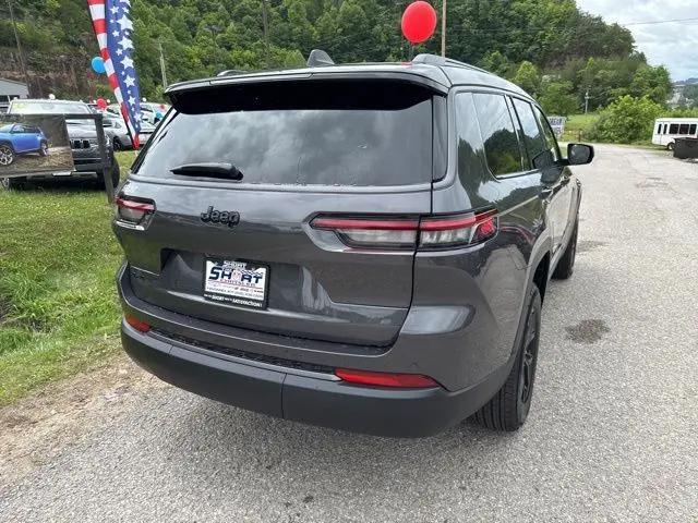 2026 Jeep Grand Cherokee L Altitude 4x4