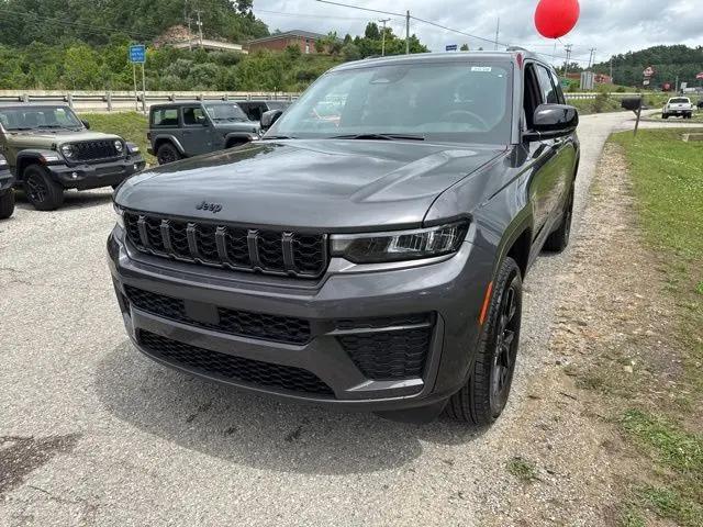 2026 Jeep Grand Cherokee L Altitude 4x4