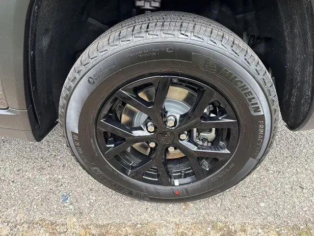 2026 Jeep Grand Cherokee L Altitude 4x4