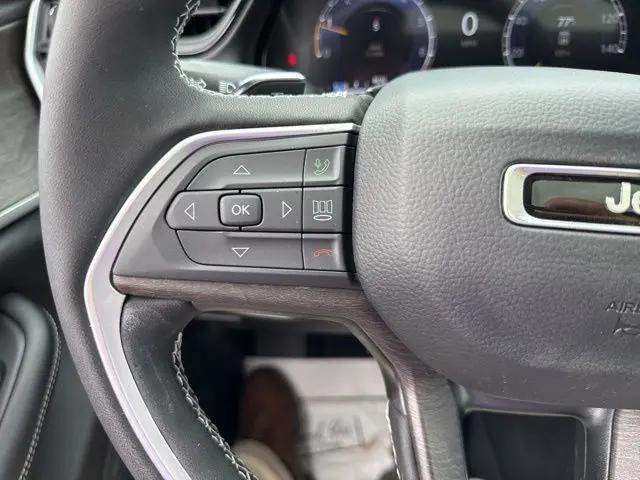 2026 Jeep Grand Cherokee L Altitude 4x4