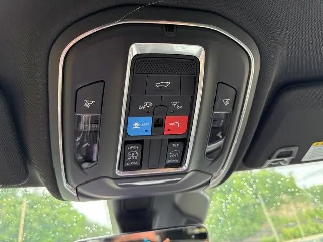2026 Jeep Grand Cherokee L Altitude 4x4