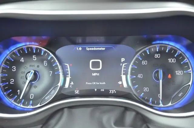 2027 Chrysler Pacifica Select AWD