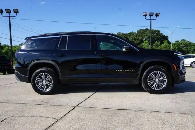 2026 Chevrolet Traverse AWD LT