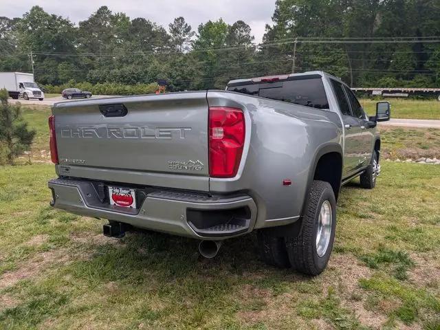 2026 Chevrolet Silverado 3500HD Crew Cab, Long Bed, High Country Dual Rear Wheel, RWD
