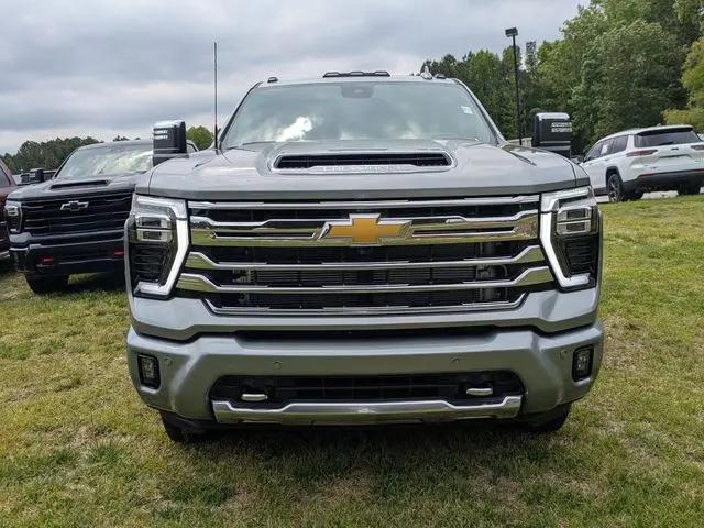 2026 Chevrolet Silverado 3500HD Crew Cab, Long Bed, High Country Dual Rear Wheel, RWD
