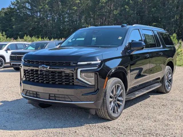 2026 Chevrolet Suburban LS, 4WD