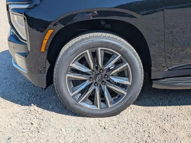 2026 Chevrolet Suburban LS, 4WD