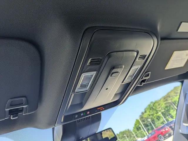 2026 Chevrolet Suburban LS, 4WD