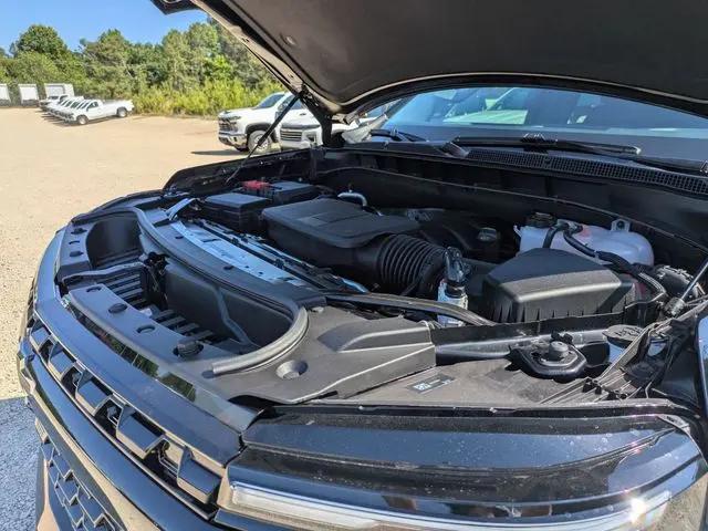 2026 Chevrolet Suburban LS, 4WD