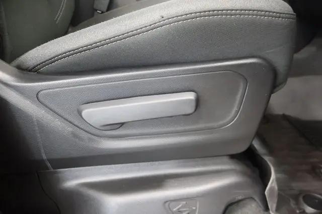 2023 Ram 1500 Big Horn Crew Cab 4x4 5'7" Box