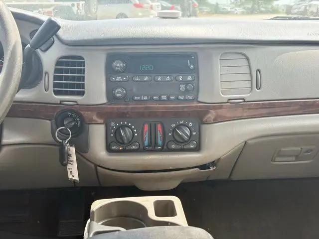 2004 Chevrolet Impala Base