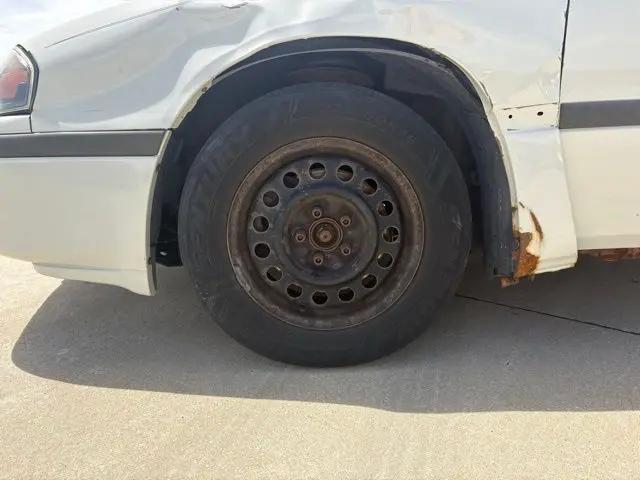 2004 Chevrolet Impala Base