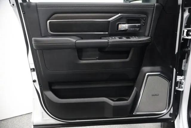 2026 Ram 2500 Laramie Crew Cab 4x4 6'4" Box