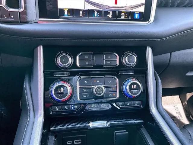 2023 GMC Yukon XL 4WD Denali