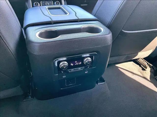 2023 GMC Yukon XL 4WD Denali