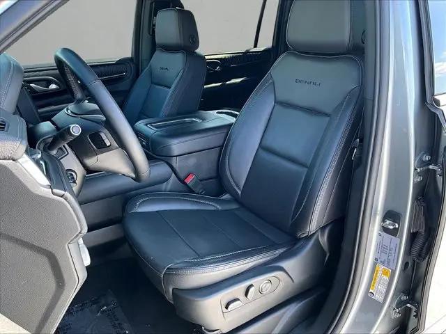 2023 GMC Yukon XL 4WD Denali