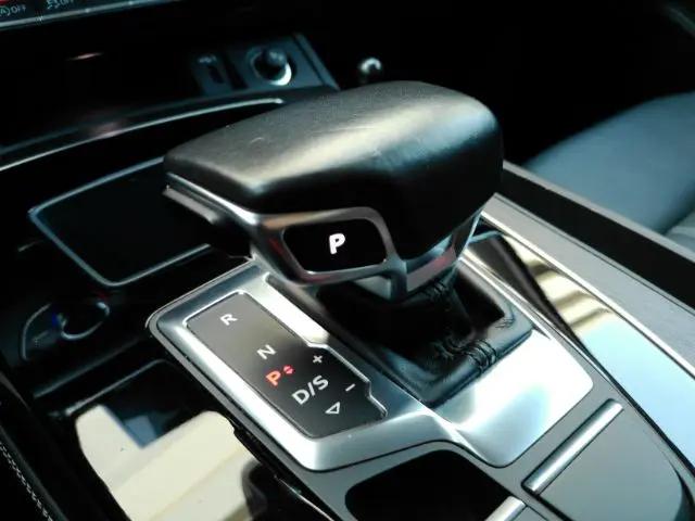 2022 Audi Q5 Premium Plus 45 TFSI S line quattro S tronic
