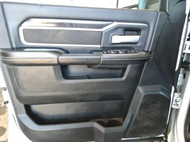 2024 Ram 2500 Big Horn Crew Cab 4x4 8' Box